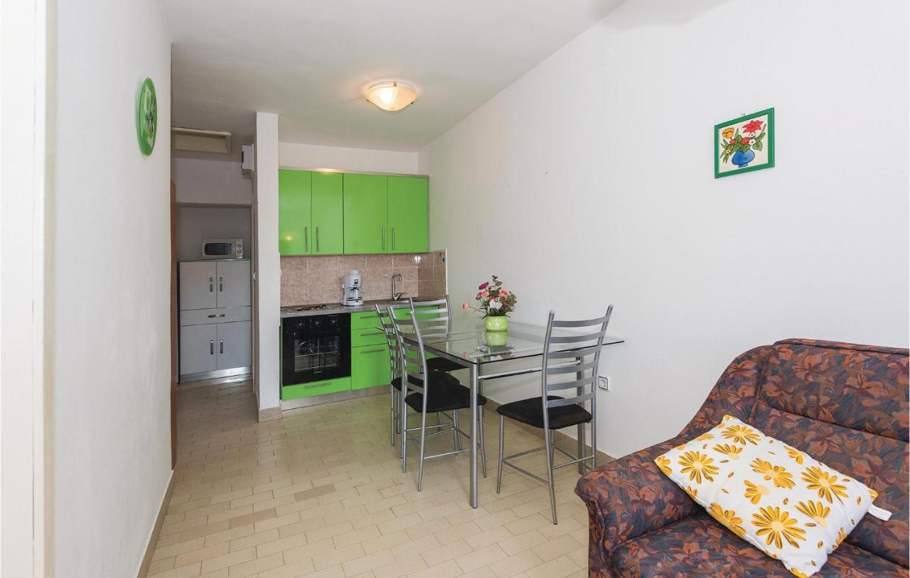Beautiful Apartment In Rogoznica With Wifi Exterior foto