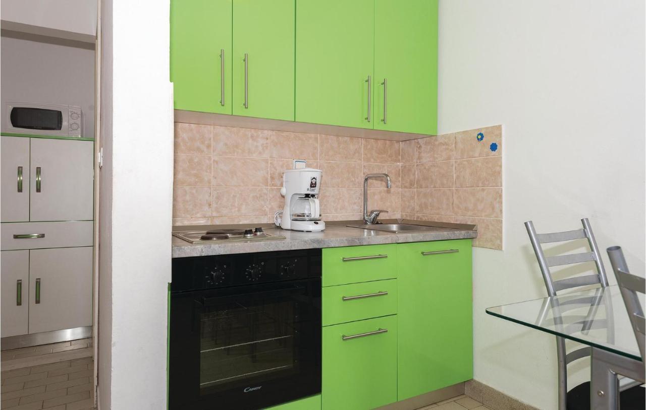 Beautiful Apartment In Rogoznica With Wifi Exterior foto