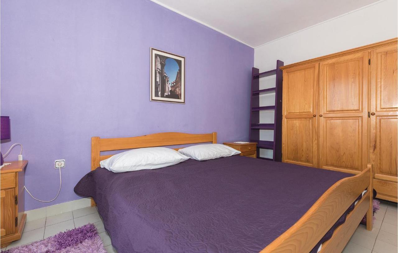 Beautiful Apartment In Rogoznica With Wifi Exterior foto