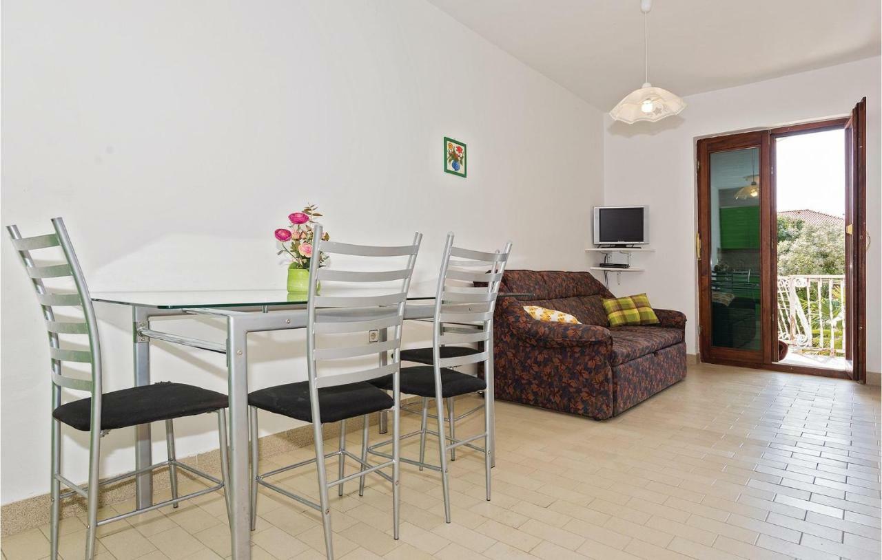 Beautiful Apartment In Rogoznica With Wifi Exterior foto